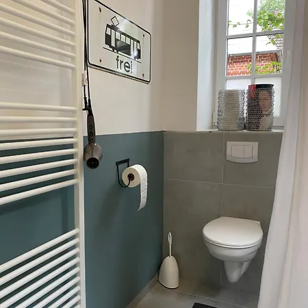 Bahnhof • Fliegender Hamburger Apartment Vaale