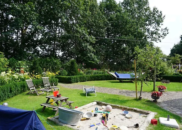 Bahnhof • Fliegender Hamburger Apartamento *